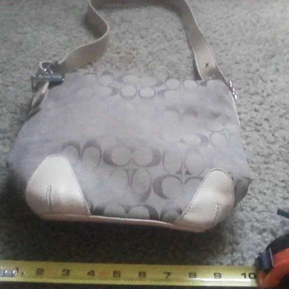 Coach Handbag 6086 - Picture 3 of 3